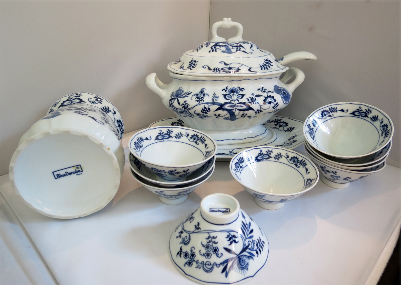 Blue Danube Japan Porcelain Set 11 Pieces | Modernism
